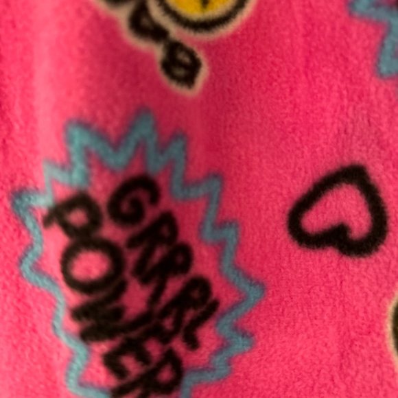 L.O.L. Surprise! Girls’ Big Pajama Set - Picture 7 of 15